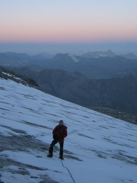 Glacier du Grand Paradis : Premières lueurs vers 3400 m