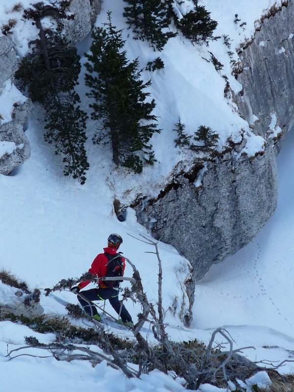 #2 Première barre : elle se sautera à ski. Première barre : elle se sautera à ski.