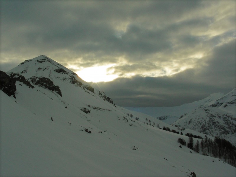 #1 Lever de soleil : Timide lever de soleil... Le créneau météo s Lever de soleil : Timide lever de soleil... Le créneau météo s'essoufle.