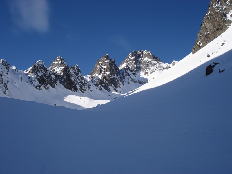 #2 début de la combe : on sort des vernes et on découvre ce cirque magnifique début de la combe : on sort des vernes et on découvre ce cirque magnifique