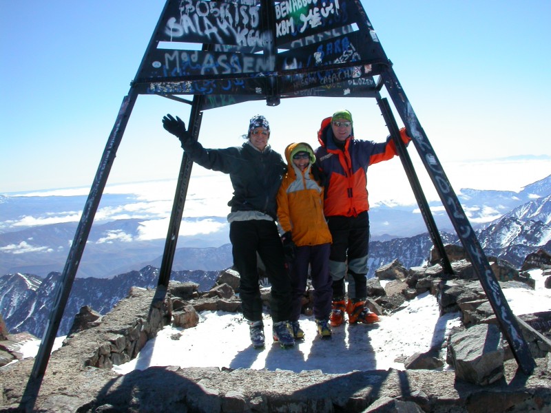 #5 Toubkal 4167m : les acteurs au sommet Toubkal 4167m : les acteurs au sommet