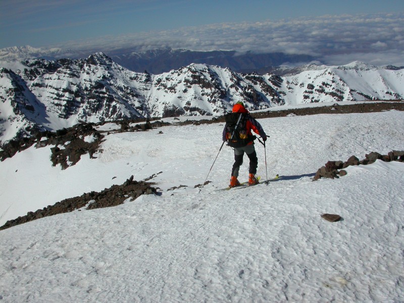 #9 Sommet du Toubkal a ski : Depart du sommet a ski, 5 etoiles d Sommet du Toubkal a ski : Depart du sommet a ski, 5 etoiles d'apres Fred.