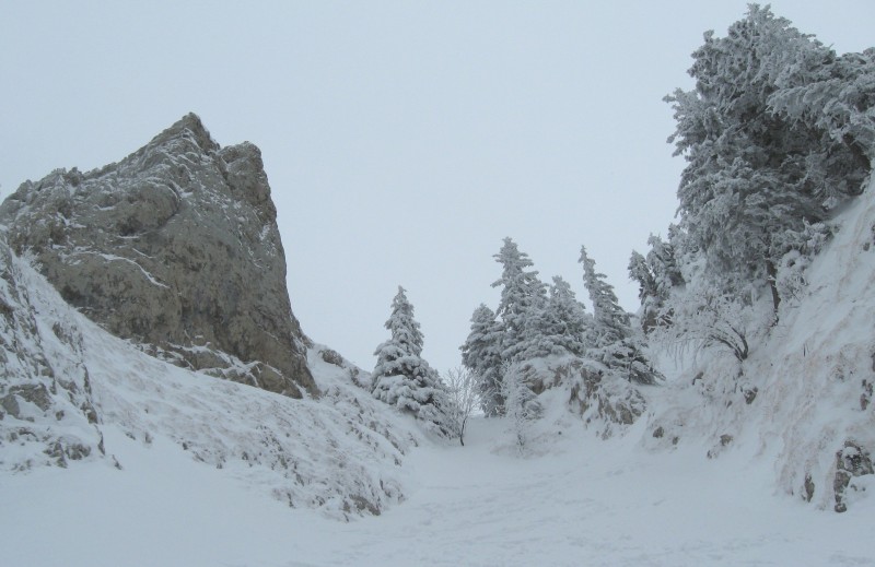 #10 Petit Som : Couloir Ouest Petit Som : Couloir Ouest