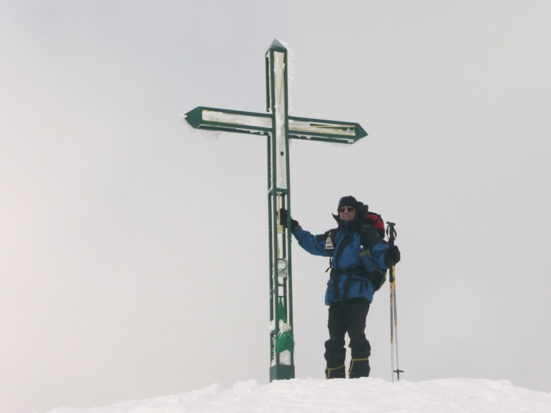 #1 croix du petit Som : Gégésus christ portant sa croix d croix du petit Som : Gégésus christ portant sa croix d'une seule main!