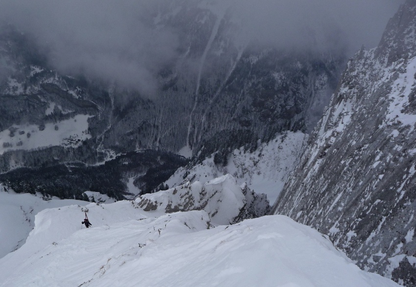 Grande Faille : Sylvain remonte: "Je suis venu pour skier, pas pour faire du ski-piolet"