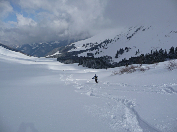 #4 Sous le col : la neige est bonne, le soleil... bof Sous le col : la neige est bonne, le soleil... bof
