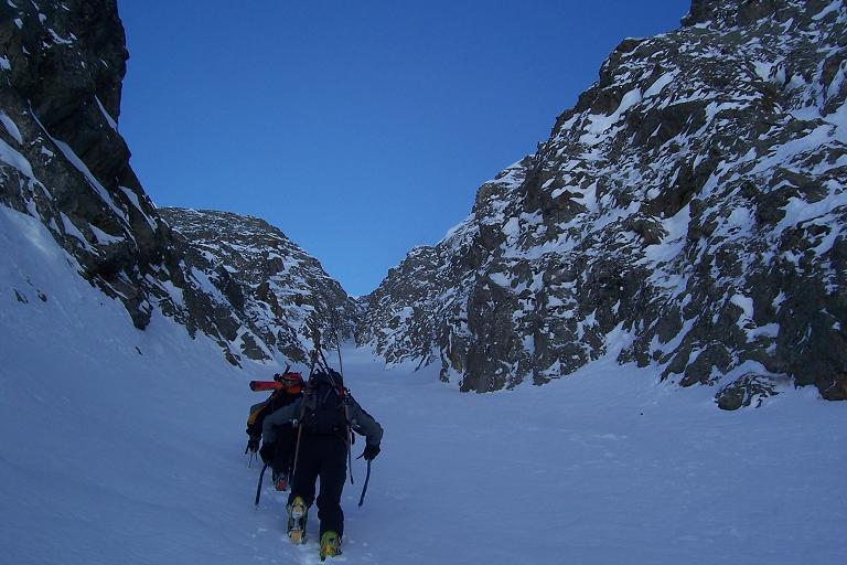 #6 Couloir : C Couloir : C'est pas tout ça mais il reste 500m de couloir...
