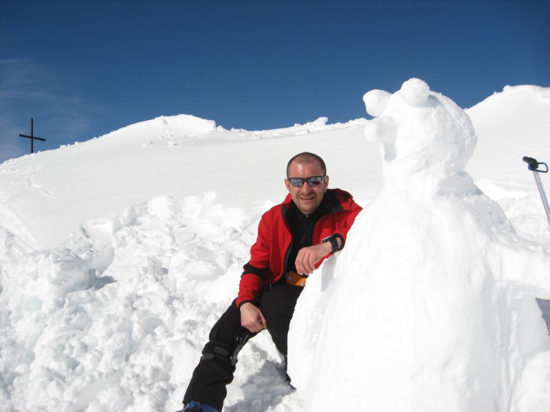 Arnaud et son ami : Réalisé rapidement grace à la bonne cohésion de la neige