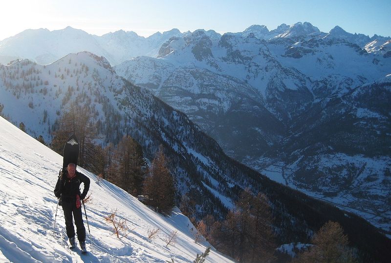 #2 Sortie de la forêt : Les Ecrins se dévoilent, instants magiques. Sortie de la forêt : Les Ecrins se dévoilent, instants magiques.