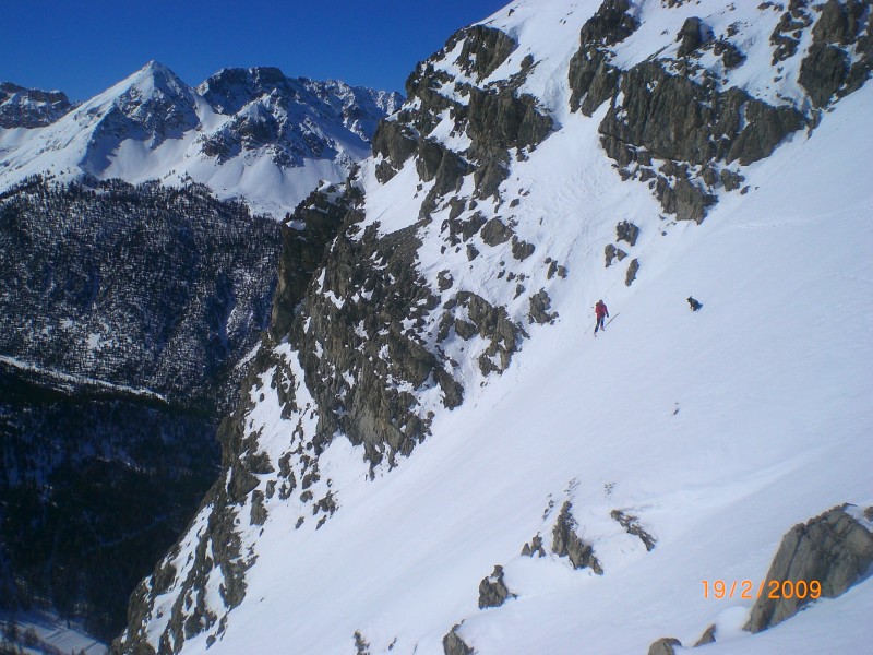 #2 L L'attaque du couloir : Bonne neige au départ du couloir.