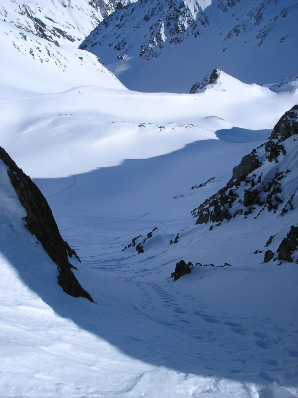 #2 Sortie 1 : Sortie du premier couloir - Neige excellente à tracer Sortie 1 : Sortie du premier couloir - Neige excellente à tracer
