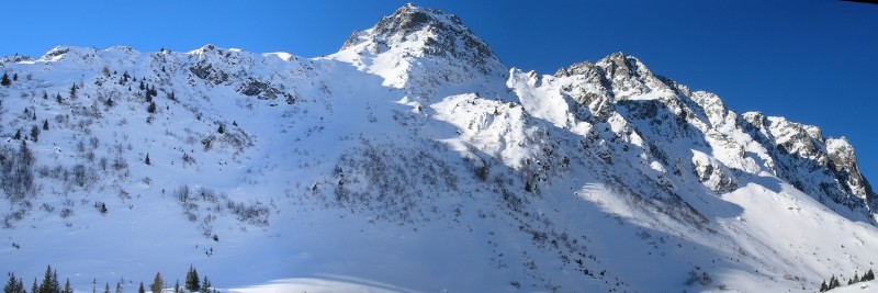 #1 Vallorins : Vue sur les rochers du Vallorin Vallorins : Vue sur les rochers du Vallorin