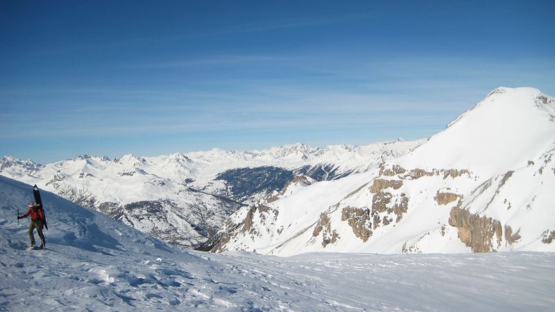 #4 Crête de l Crête de l'Alpavin : Le panorama s'élargit.
