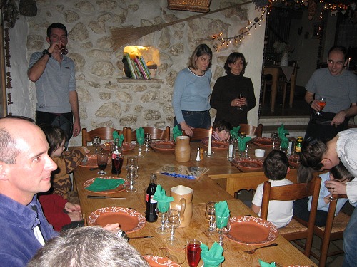 #1 Repas aux Allières : Début de Soirée aux allières Repas aux Allières : Début de Soirée aux allières