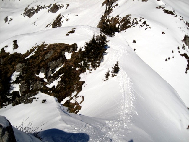 #1 Col du Loup : La traversée sur le Col du Loup est élégante Col du Loup : La traversée sur le Col du Loup est élégante