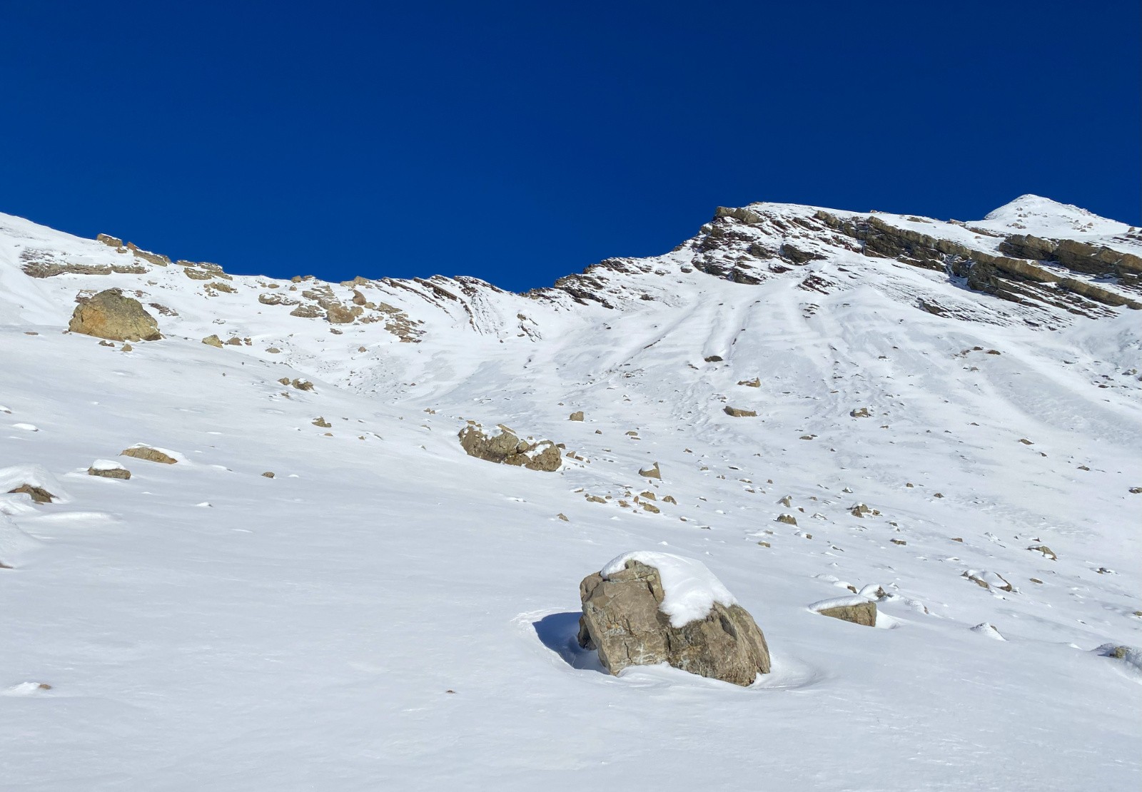 #5 Le col en vue, cailloux et glace bien visibles! Le col en vue, cailloux et glace bien visibles!