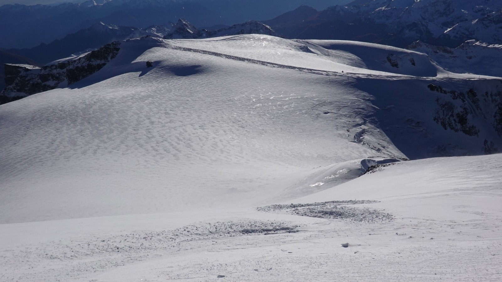 #13 La descente à venir avec la trace de notre prédécesseur La descente à venir avec la trace de notre prédécesseur