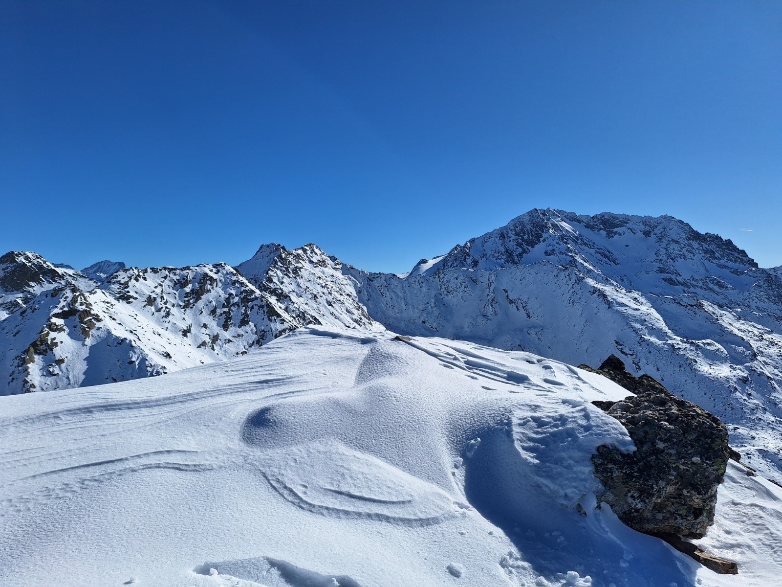 #1 Mont de Borgne et Aiguille de Péclet (Dent Parrachée tout au fond) Mont de Borgne et Aiguille de Péclet (Dent Parrachée tout au fond)