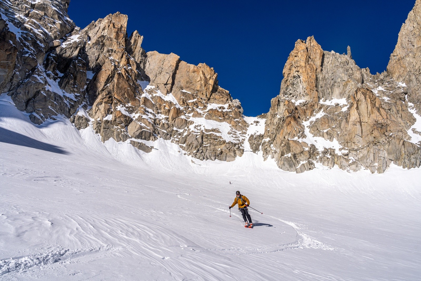 #22 Fenêtre de Saleina dans le retrot Fenêtre de Saleina dans le retrot