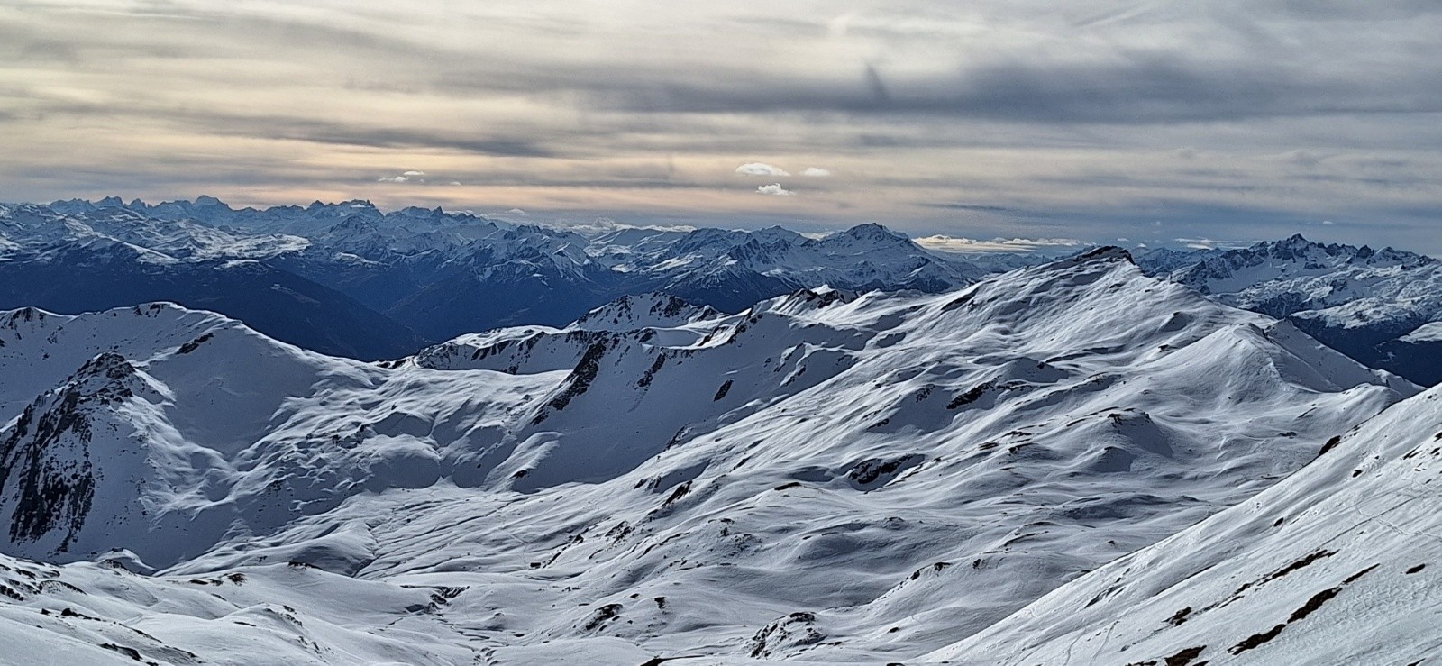 #16 L L'ensemble du vallon du jour