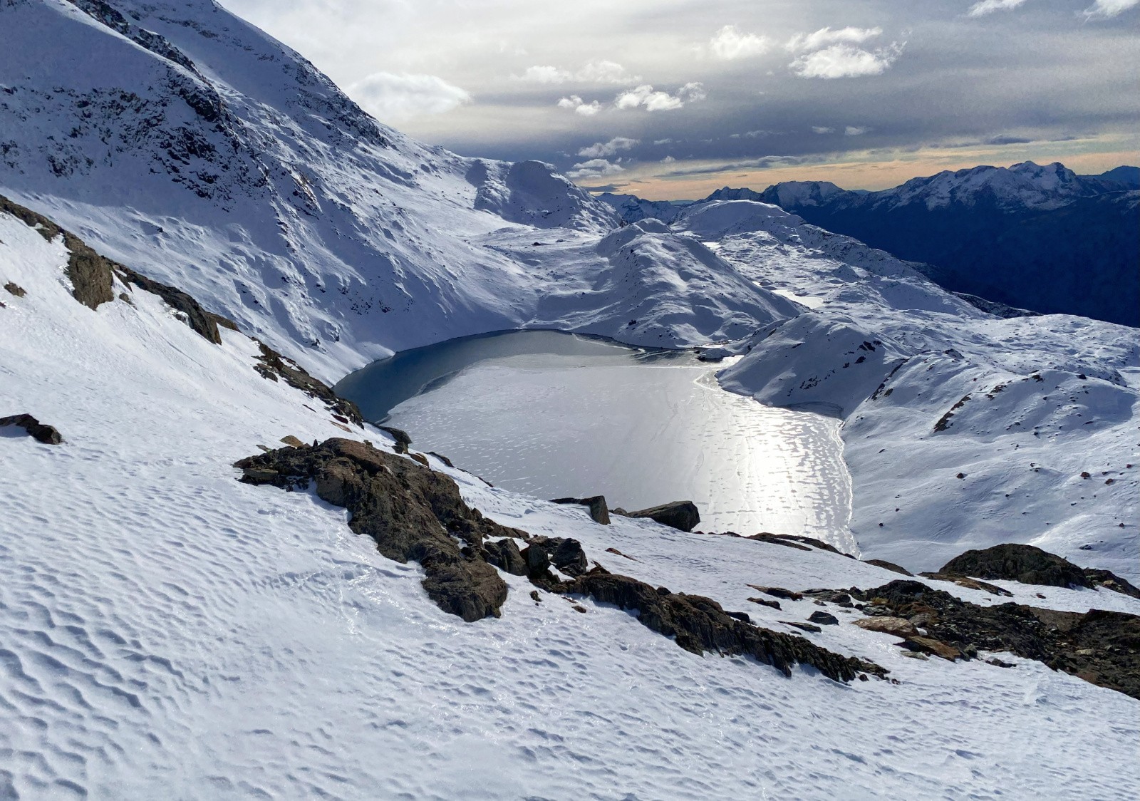 #18 Le lac toujours à la redescente Le lac toujours à la redescente
