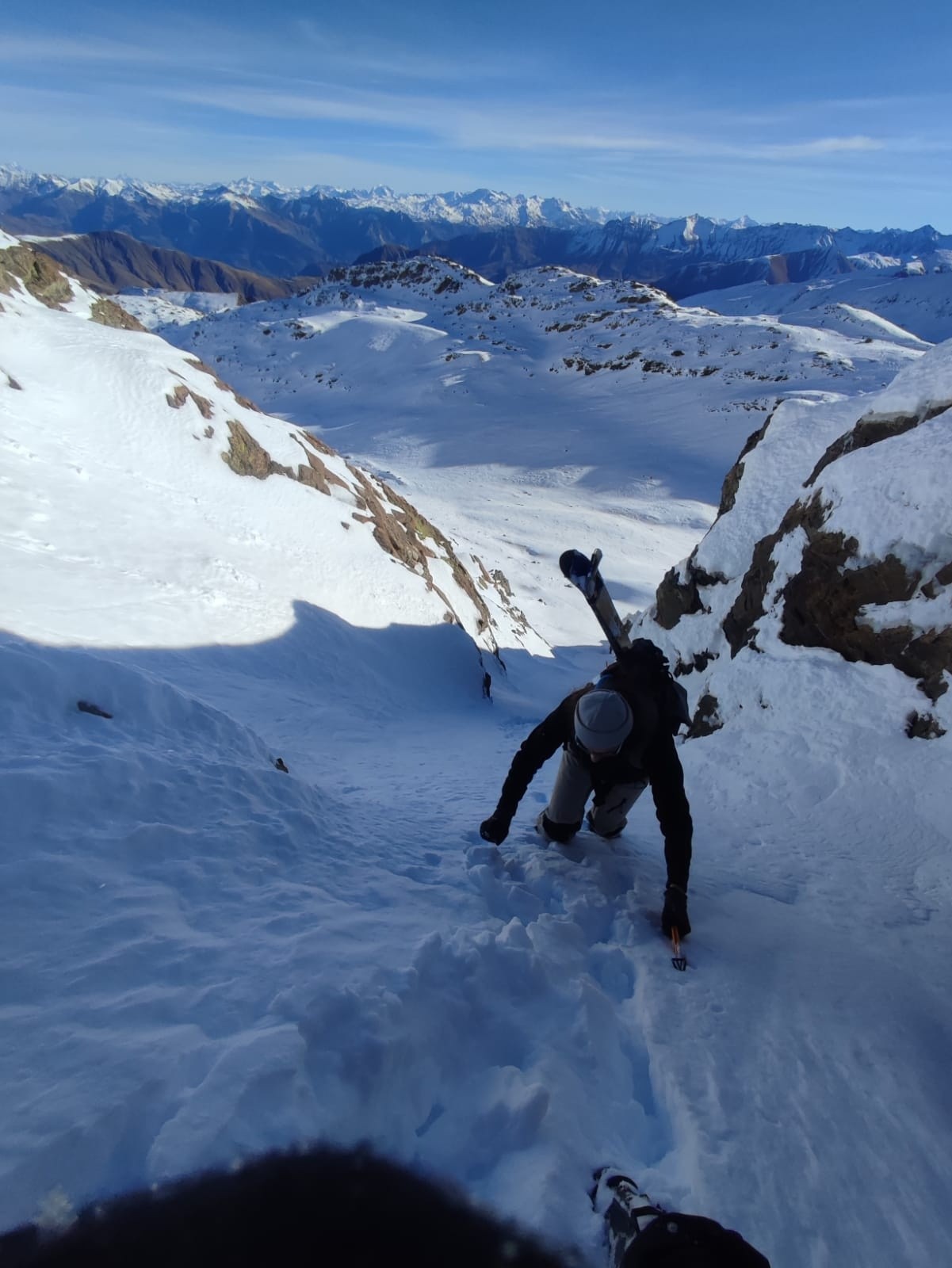 #2 Montée dans le petit raidillon menant au lac de Cote Blanc Montée dans le petit raidillon menant au lac de Cote Blanc