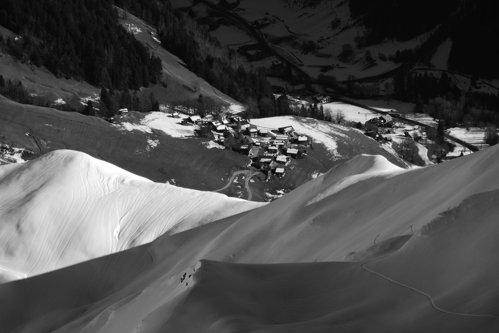 Que ce fut une belle & Grande Journée... non mais sans déconner!🤪 - Contraste de N&B...