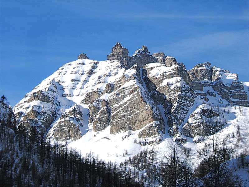 #1 Fort Carra : Le but de la journée Fort Carra et le couloir évident que vous voyez sur cette photo. Fort Carra : Le but de la journée Fort Carra et le couloir évident que vous voyez sur cette photo.