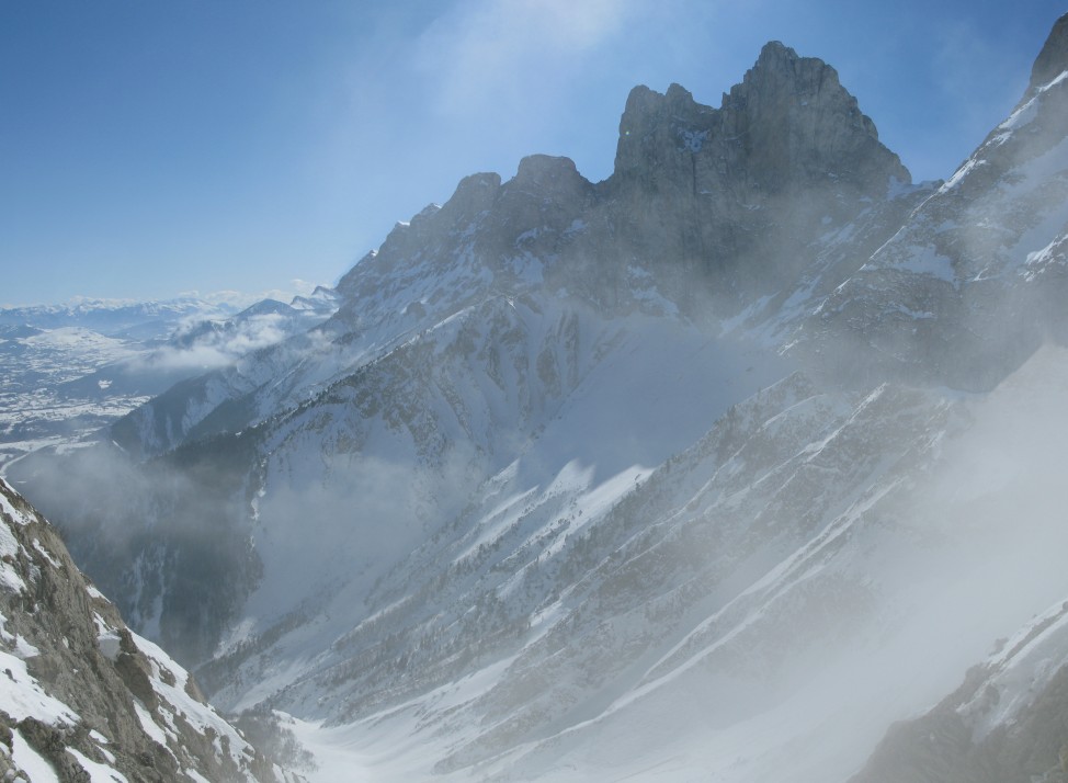 #1 Ambiance brouillard : sommets sans nom et Roc Roux Ambiance brouillard : sommets sans nom et Roc Roux