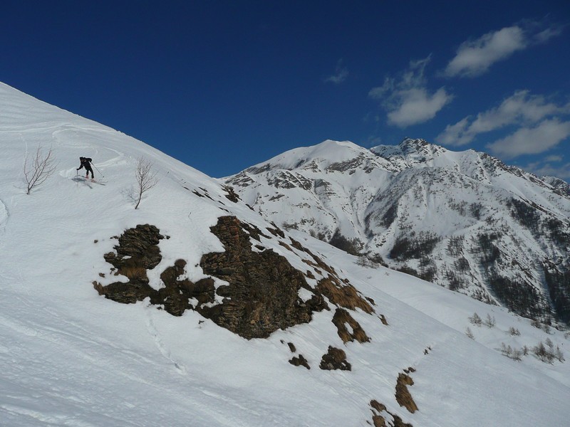 #11 Coupa : En rive gauche des barres du bas de la face. Coupa : En rive gauche des barres du bas de la face.