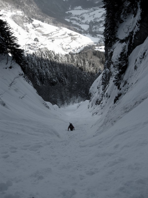 #2 Suet : Cap dans le bas du couloir Suet : Cap dans le bas du couloir