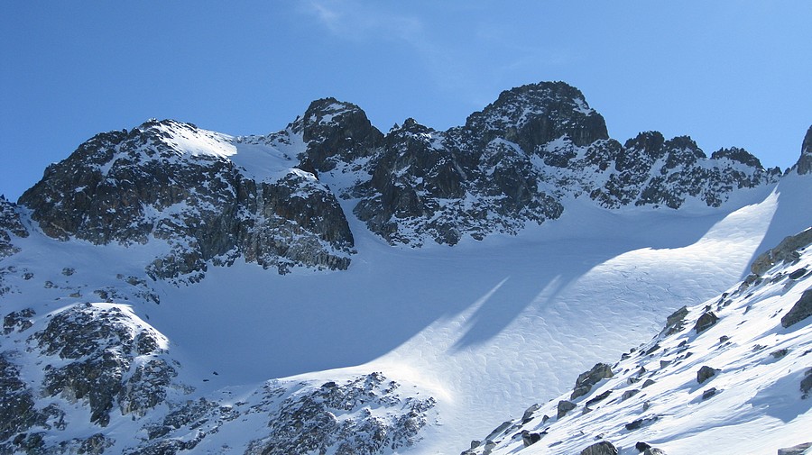 #6 On vient de la pente au soleil : à gauche, traces sur le Glacier d On vient de la pente au soleil : à gauche, traces sur le Glacier d'Argentière
