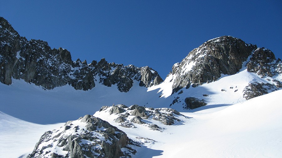 #3 Brêche du chien à droite : Nous on prendra le couloir tournant juste à gauche Brêche du chien à droite : Nous on prendra le couloir tournant juste à gauche