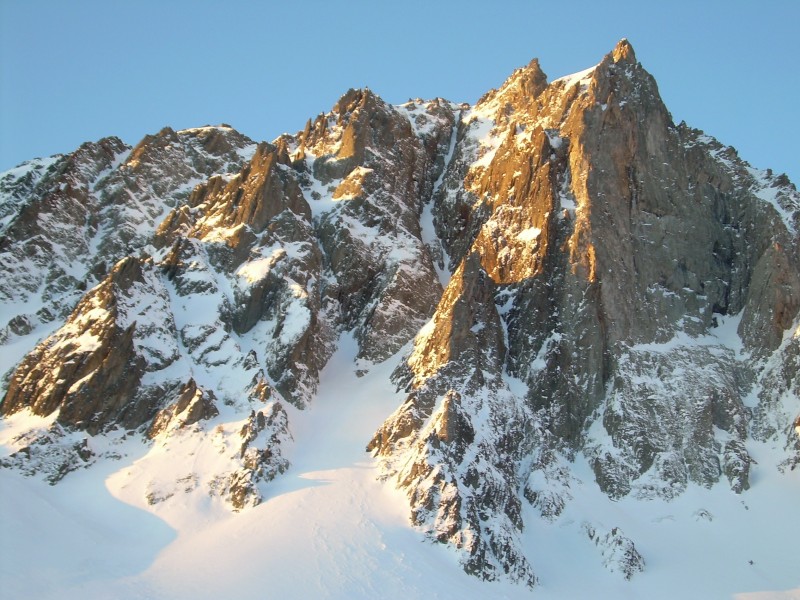 #1 Rocher de vallorin, le string : lever de soleil Rocher de vallorin, le string : lever de soleil