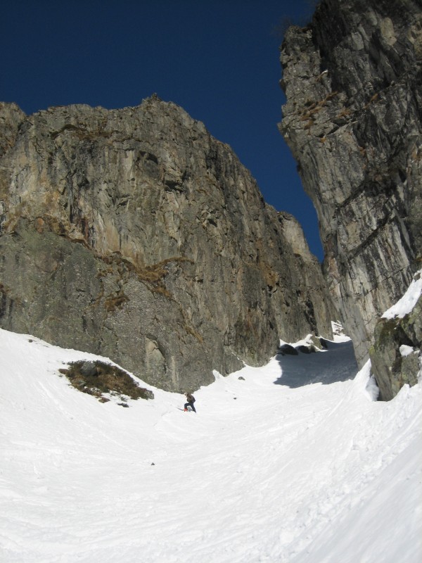 #8 Encore la gorge : On sort du canyon. Encore la gorge : On sort du canyon.