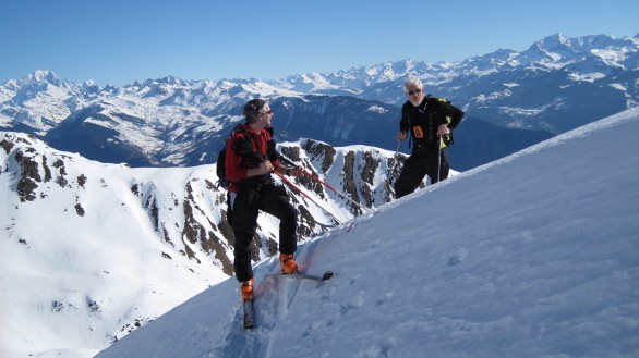 #2 Dialogue : sur le fil de l Dialogue : sur le fil de l'arête sous un ciel immense