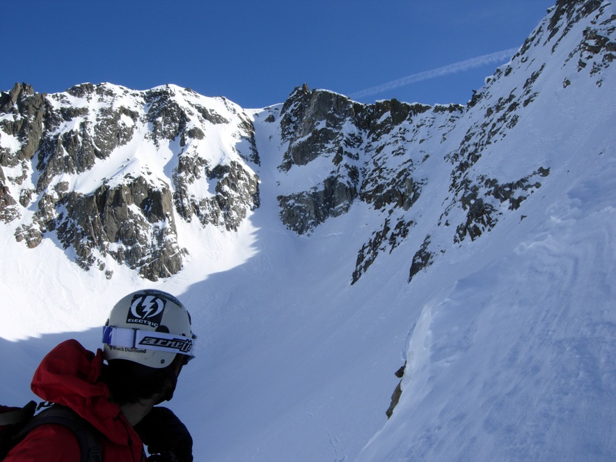 #13 Couloir NW vu du bas Couloir NW vu du bas