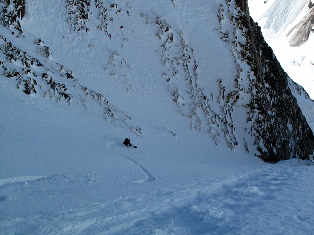 #4 Max en profite : Bonne neige Max en profite : Bonne neige