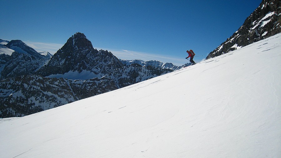 #10 Bessanèse : Descente sur une transfo de rêve Bessanèse : Descente sur une transfo de rêve