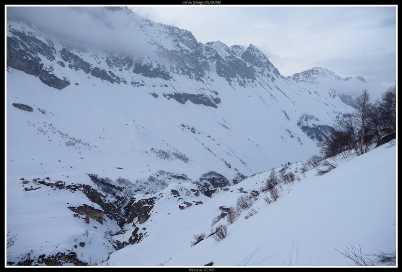 #5 Le vallon : Eclaircies de fin de journée avant le retour de la neige en soirée. Le vallon : Eclaircies de fin de journée avant le retour de la neige en soirée.