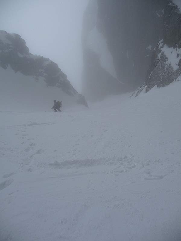 #5 Pte d Pte d'Anterne : Visibilité nettement moins bonne pour la descente du couloir de la Mitraille