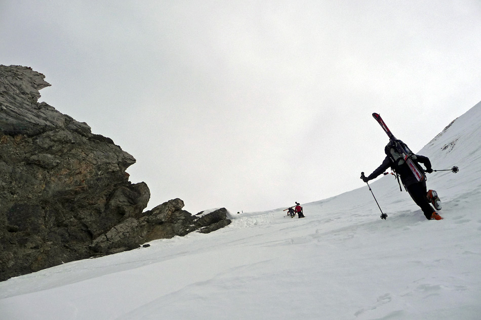 Brèche 2309m : Arrivée à la brèche.