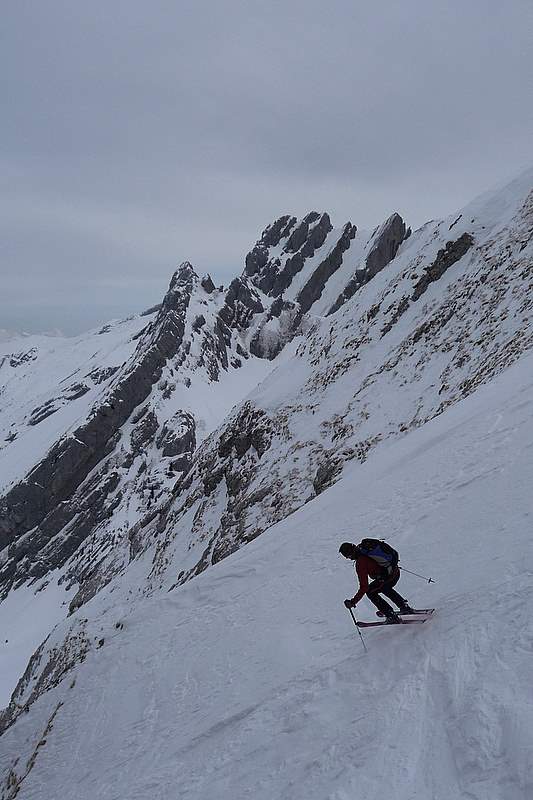 Couloir du Tchadar : Descente du Tchadar face à la Mamule