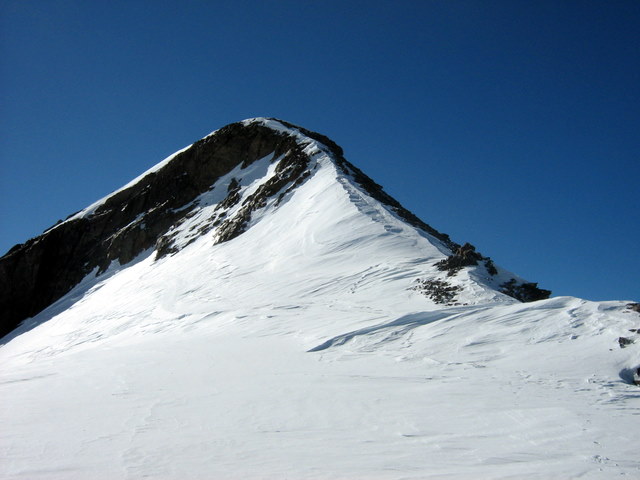 #5 Pic de la Pyramide : vu du col du même nom Pic de la Pyramide : vu du col du même nom
