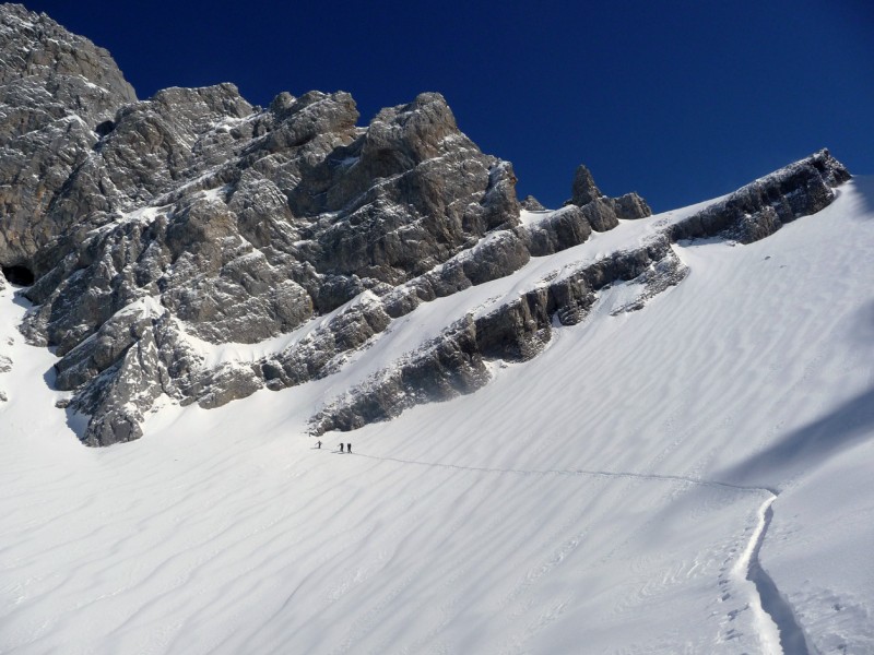 Pointes Longues : A la trace sous le col