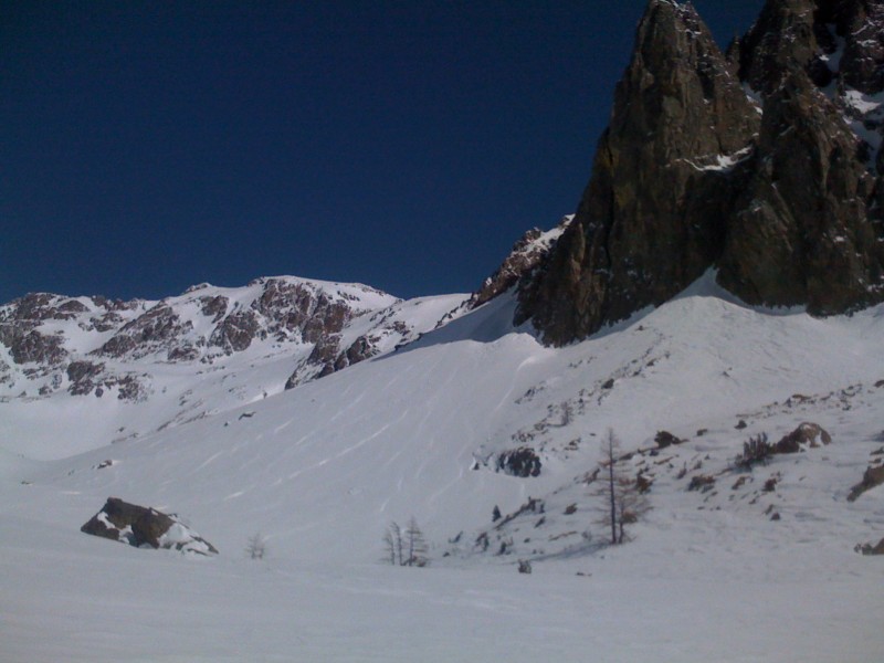 #3 Paysage : Paysage mercantourien, on va quitter la combe guilié pour monter à droite vers baissette Paysage : Paysage mercantourien, on va quitter la combe guilié pour monter à droite vers baissette