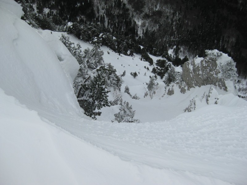 #1 un couloir a faire : du Rocher de Lorzier vers prairie de Charminelle un couloir a faire : du Rocher de Lorzier vers prairie de Charminelle