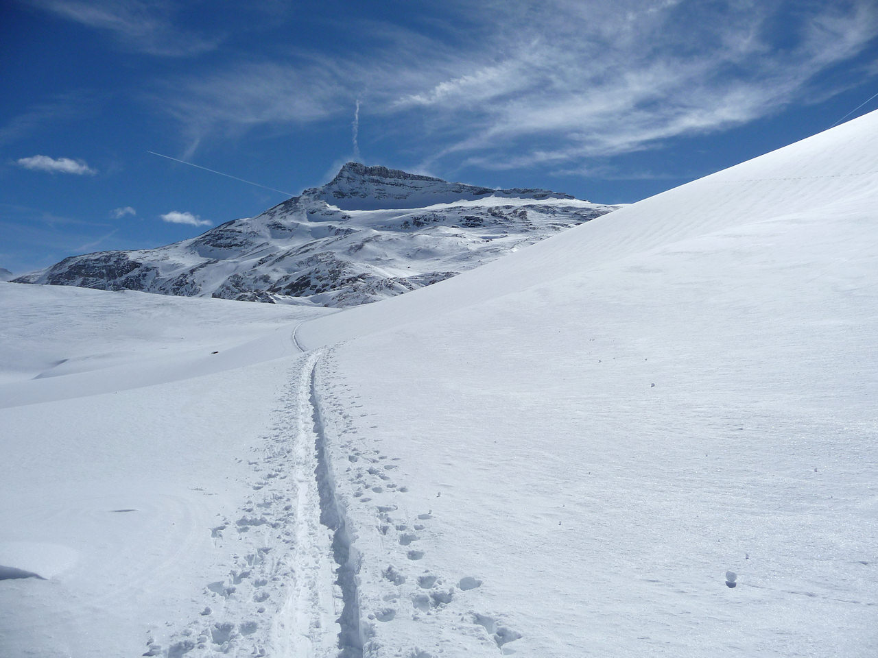 #9 vers le Lac Long : Un dernier coup d vers le Lac Long : Un dernier coup d'oeil vers le sommet du jour.