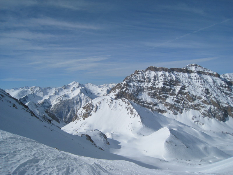 #2 depuis Stroppia : les Rochers de St Ours, le Col du Vallonnet et au fond les courses vers Larche (Siguret). depuis Stroppia : les Rochers de St Ours, le Col du Vallonnet et au fond les courses vers Larche (Siguret).