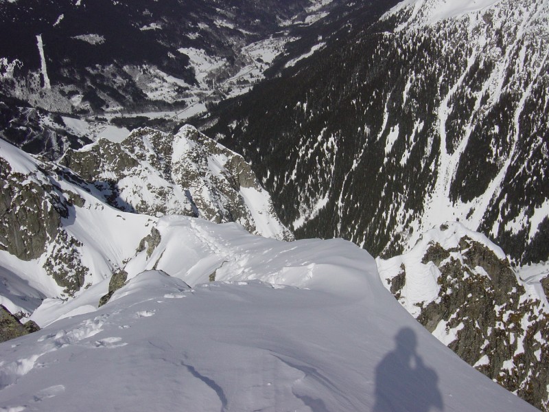 l'arête sommitale : pas mal gazeuse, ambiance alpine garantie
